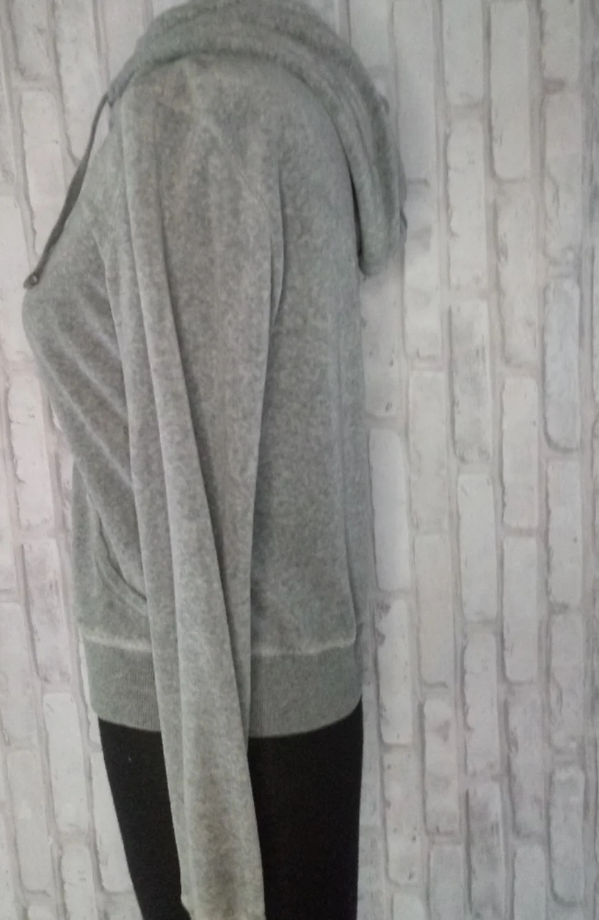 XXI woman's gray zip-up Hoodie jacket